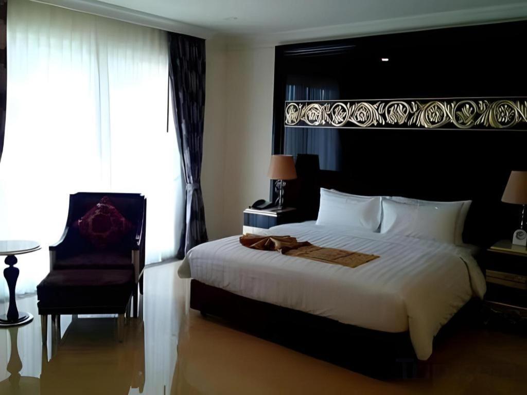 Lk Celestite Hotell Pattaya Exteriör bild