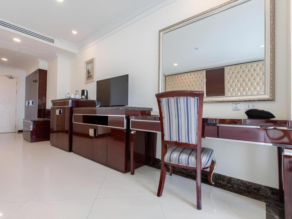 Lk Celestite Hotell Pattaya Exteriör bild