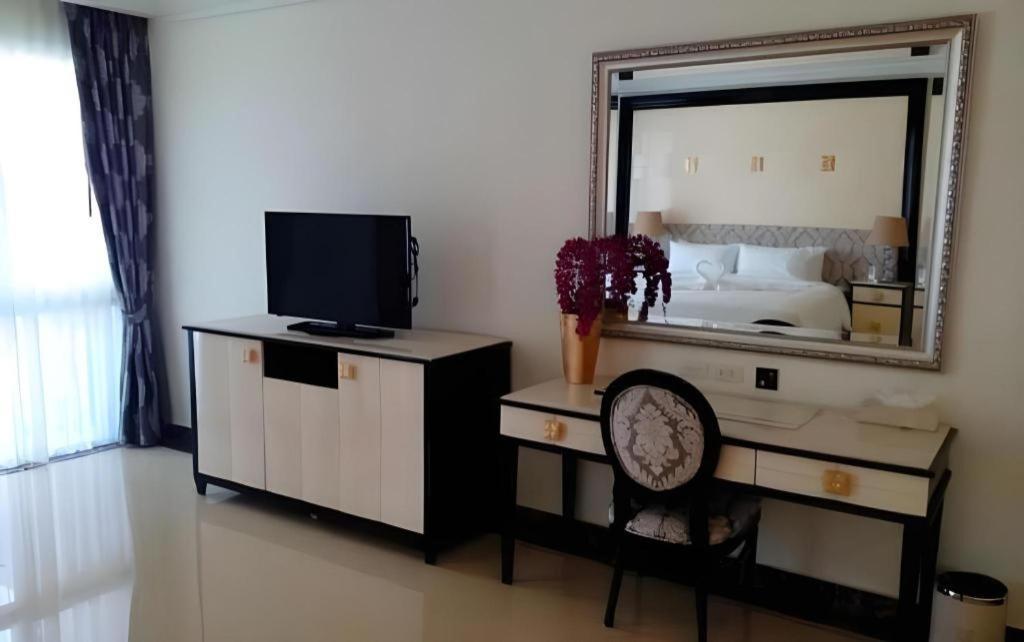 Lk Celestite Hotell Pattaya Exteriör bild